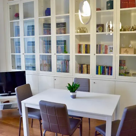 New Renovated With Balcony Porta Romana Appartement Milan